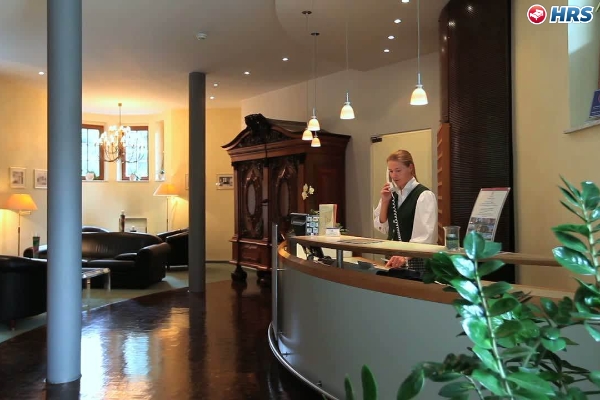 Unter den Linden Parkhotel (Halberstadt)